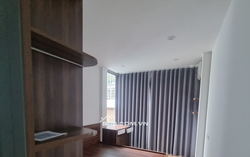 Cần bán nhà Trung Liệt 27m 6 tầng thang máy, hơn 10 tỷ